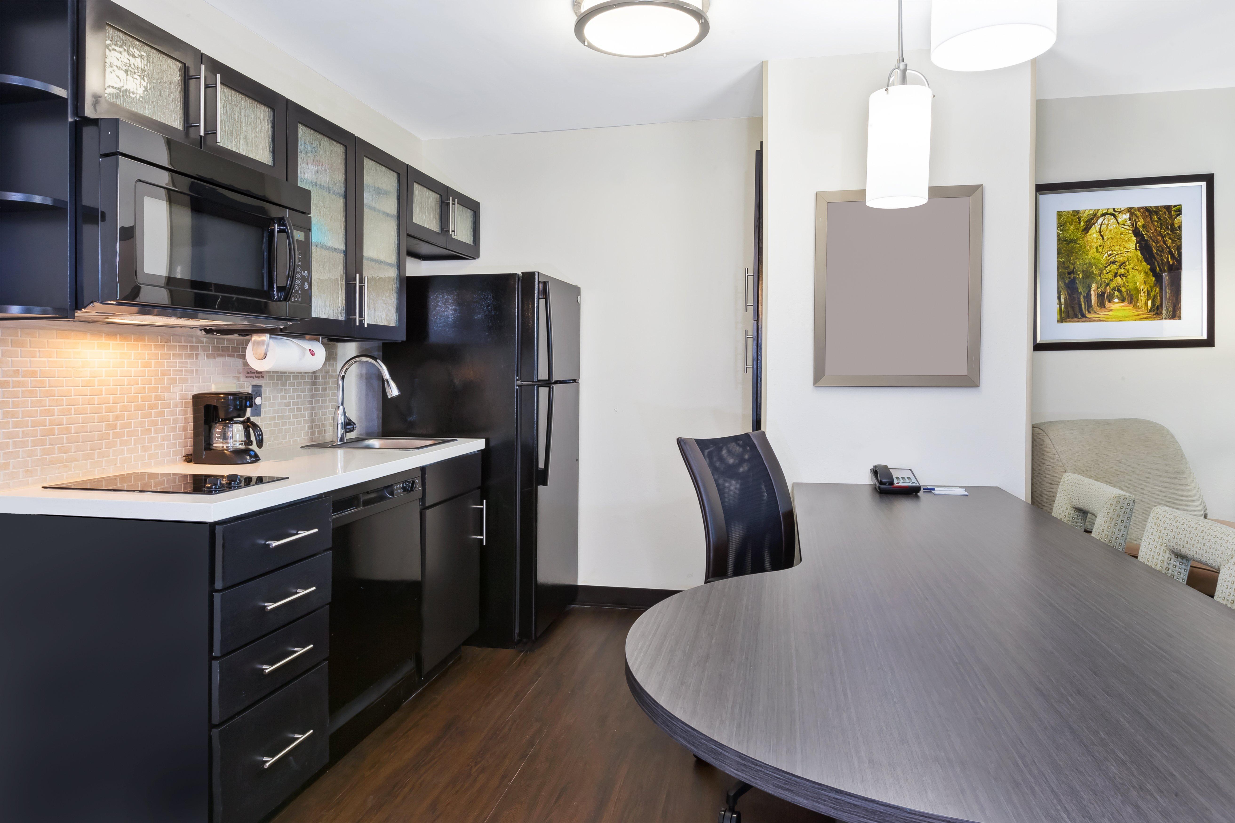 Candlewood Suites Huntersville-Lake Norman Area By Ihg Exterior photo