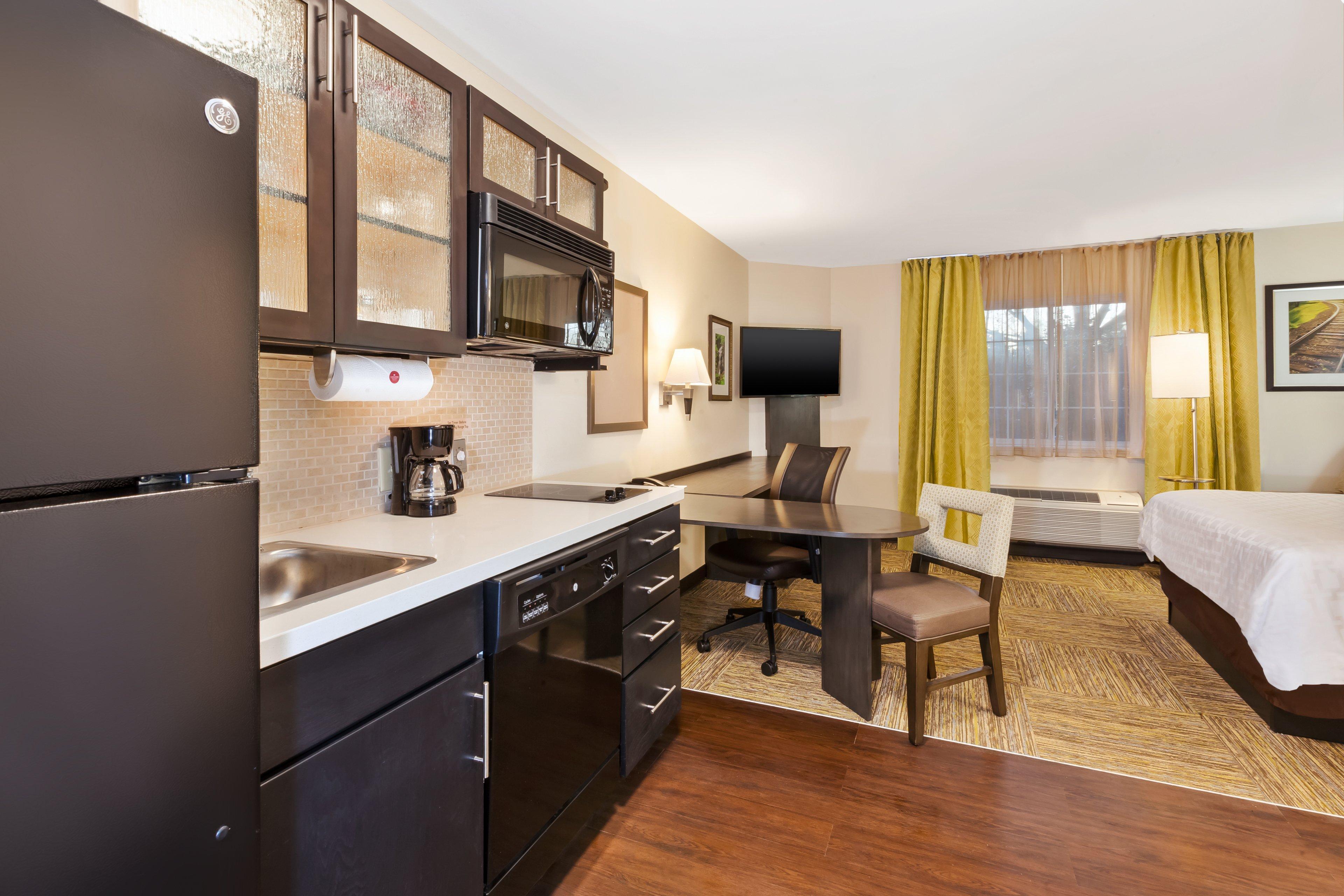 Candlewood Suites Huntersville-Lake Norman Area By Ihg Exterior photo