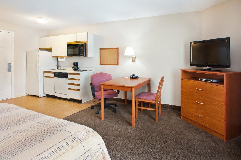 Candlewood Suites Huntersville-Lake Norman Area By Ihg Exterior photo