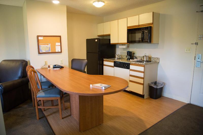 Candlewood Suites Huntersville-Lake Norman Area By Ihg Exterior photo