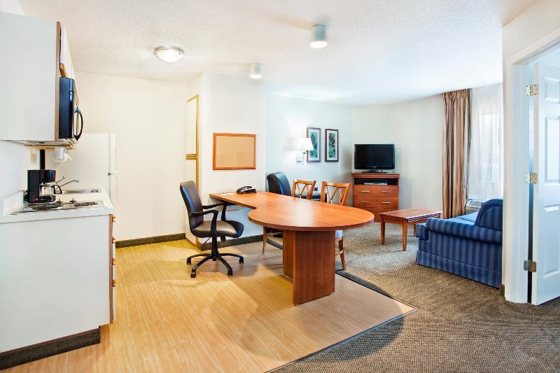 Candlewood Suites Huntersville-Lake Norman Area By Ihg Exterior photo