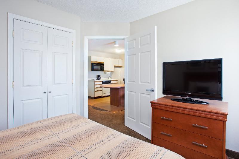 Candlewood Suites Huntersville-Lake Norman Area By Ihg Exterior photo